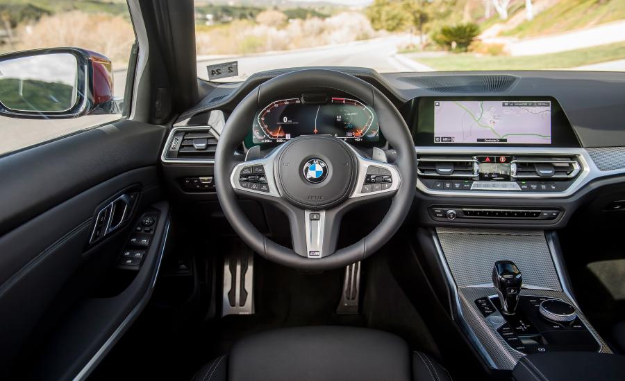 Торпедо BMW 330i M Sport xDrive (G20) 2019 года  (NA) (фото 3 из 27)